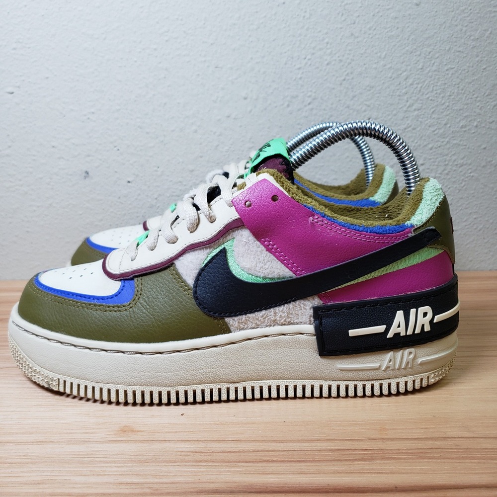 Nike Women's 7 Air Force 1 Shadow SE Cactus Flower Chunky Colorful Streetwear